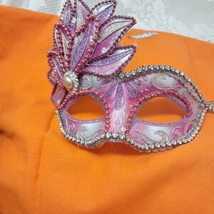Masquerade Mask Lot - Mardi Gras Halloween Costume Party Masks 6‎ masks